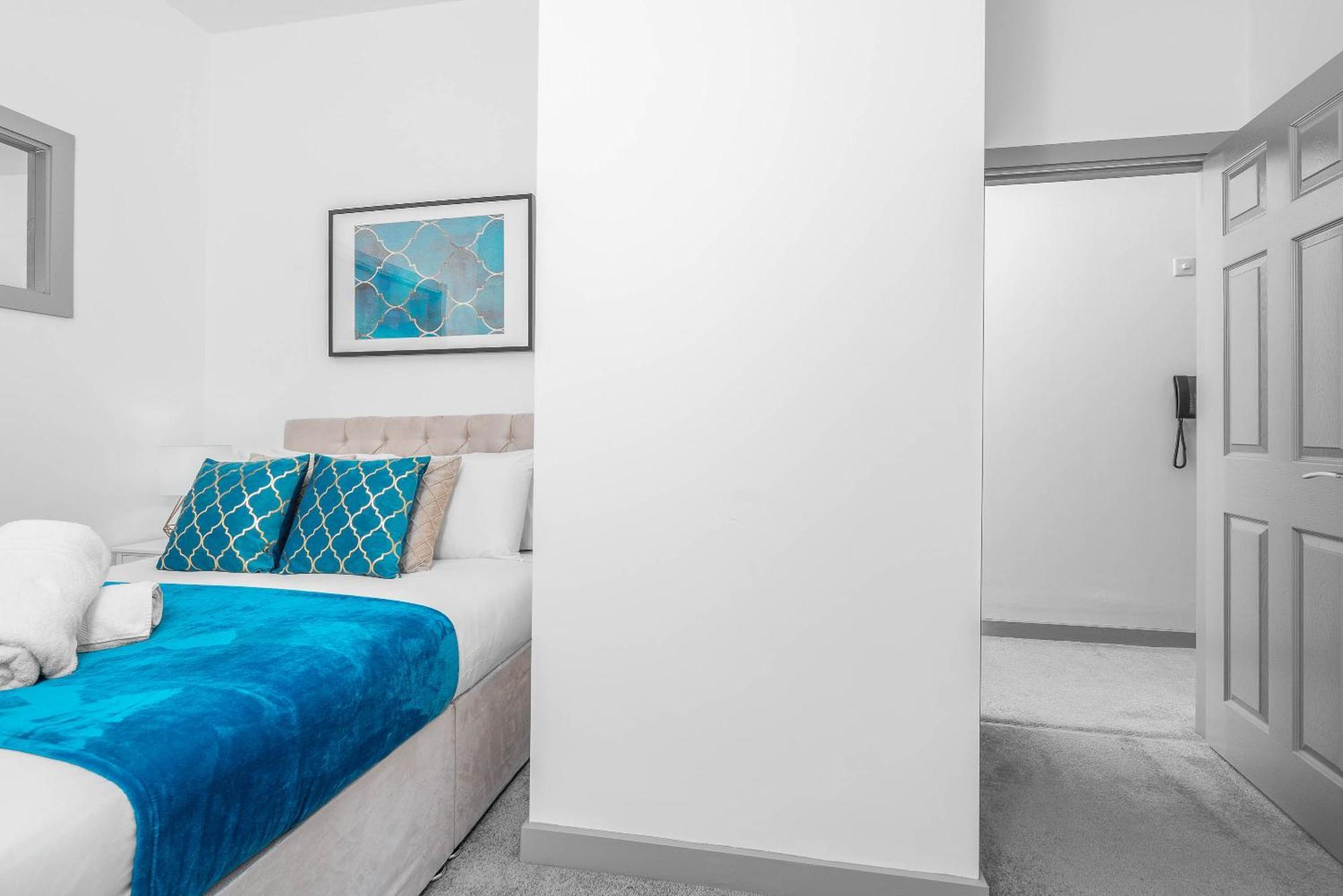 Modern Apartment In Brierley Hill - Secure Parking - Wifi & Netflix - Excellent Value - 11O Zewnętrze zdjęcie