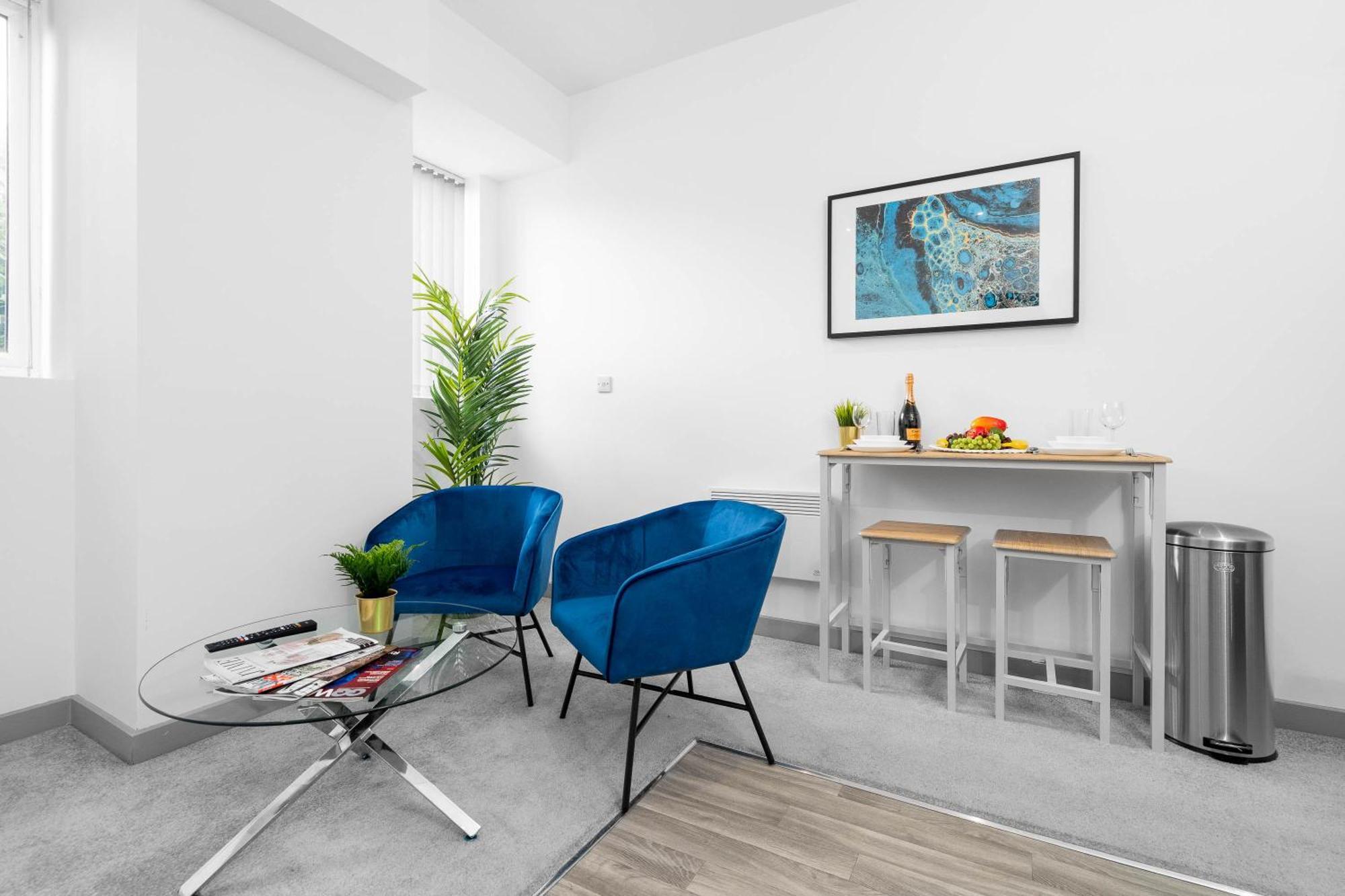 Modern Apartment In Brierley Hill - Secure Parking - Wifi & Netflix - Excellent Value - 11O Zewnętrze zdjęcie